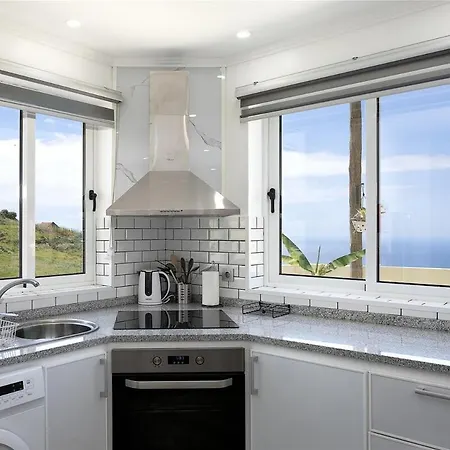 Апартаменты Franco's House Ii, Mar E Serra Estreito Da Calheta